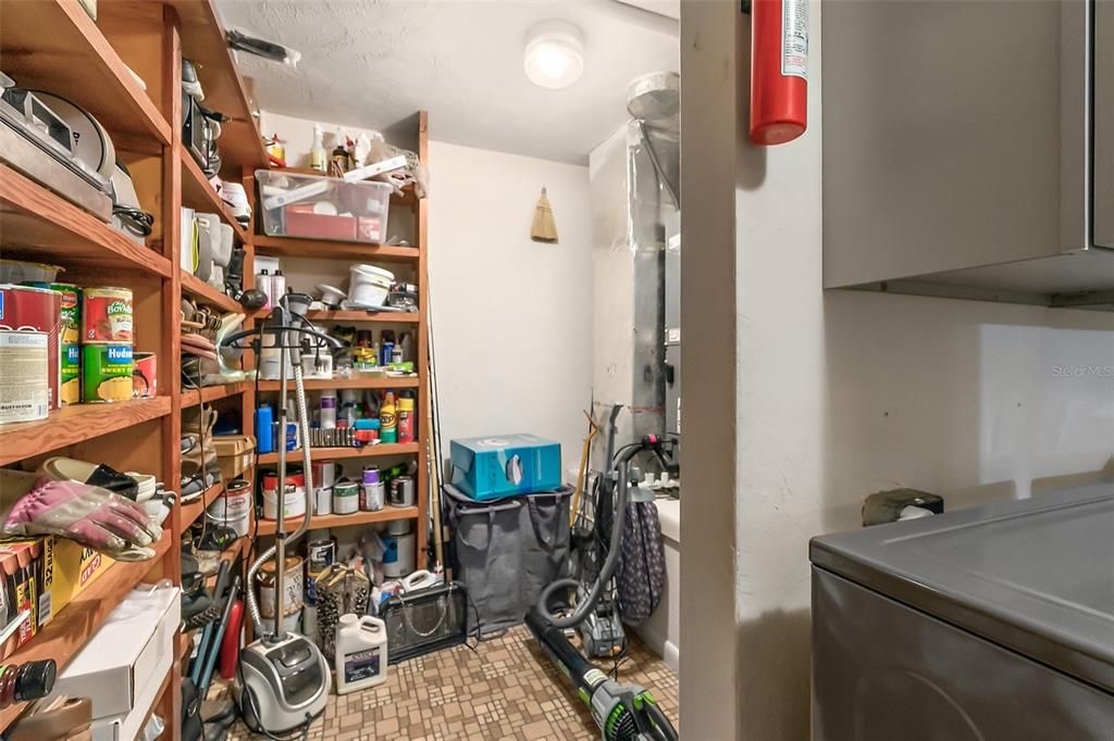 En Venta: $990,000 (6 camas, 4 baños, 6286 Pies cuadrados)