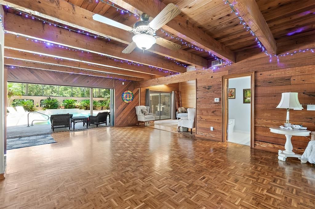 En Venta: $990,000 (6 camas, 4 baños, 6286 Pies cuadrados)