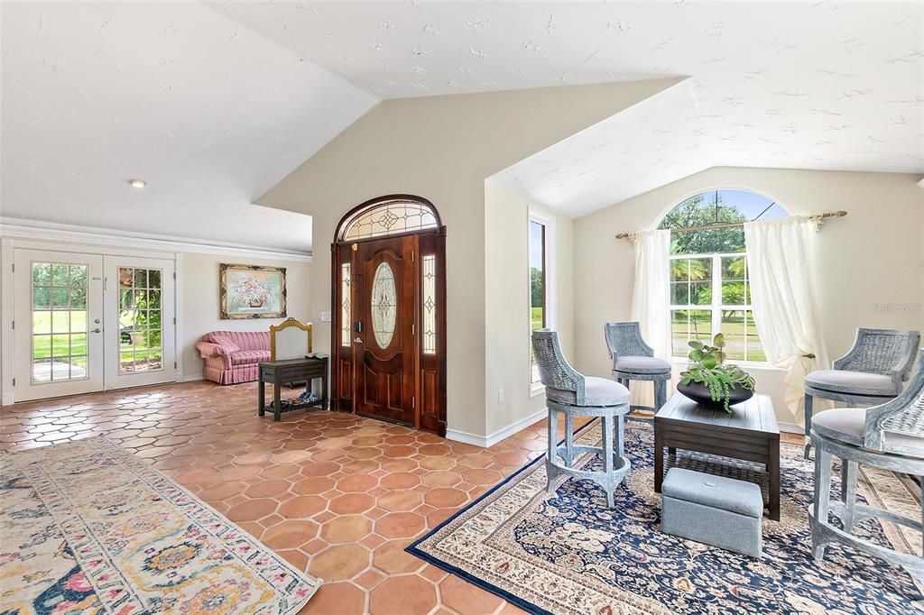 En Venta: $990,000 (6 camas, 4 baños, 6286 Pies cuadrados)