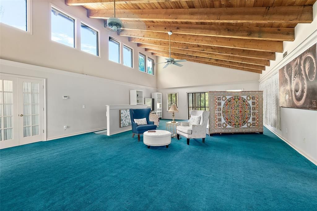 En Venta: $990,000 (6 camas, 4 baños, 6286 Pies cuadrados)