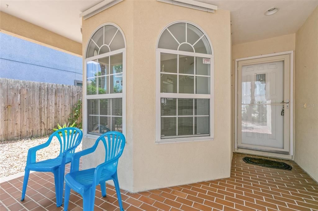 En Venta: $625,000 (3 camas, 2 baños, 2109 Pies cuadrados)