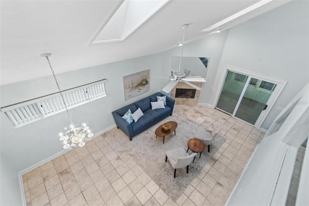 En Venta: $625,000 (3 camas, 2 baños, 2109 Pies cuadrados)