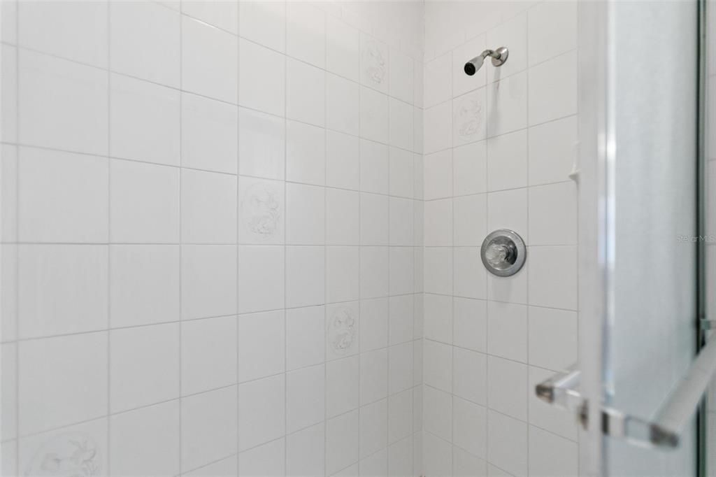 En Venta: $625,000 (3 camas, 2 baños, 2109 Pies cuadrados)