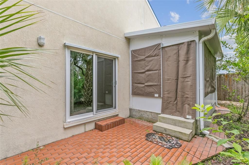 En Venta: $625,000 (3 camas, 2 baños, 2109 Pies cuadrados)