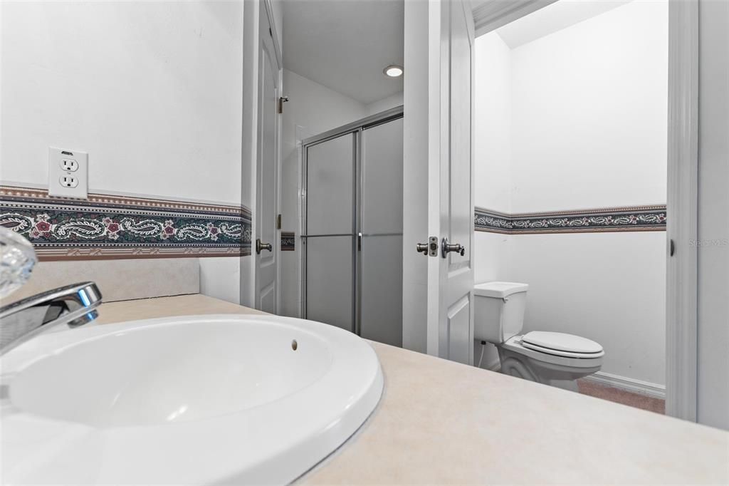 En Venta: $625,000 (3 camas, 2 baños, 2109 Pies cuadrados)