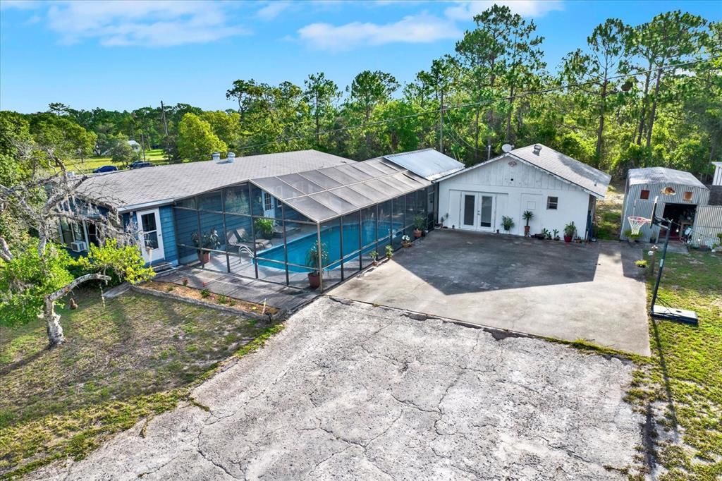 Recently Sold: $299,000 (2 beds, 2 baths, 1456 Square Feet)