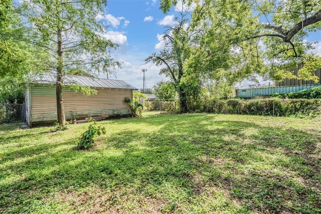 Activo con contrato: $275,000 (2 camas, 1 baños, 1200 Pies cuadrados)