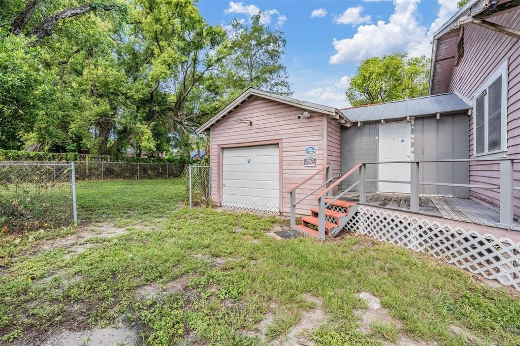 Activo con contrato: $275,000 (2 camas, 1 baños, 1200 Pies cuadrados)