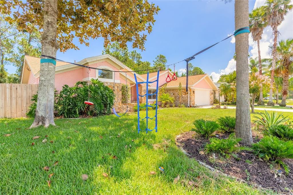 Active With Contract: $399,000 (3 beds, 2 baths, 2701 Square Feet)