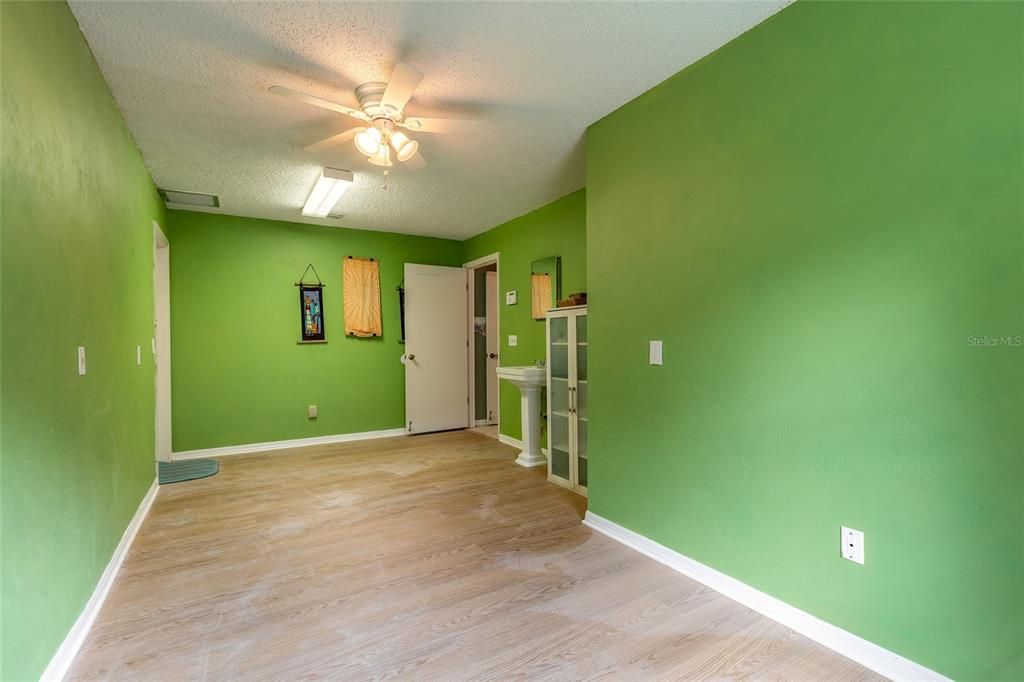 Active With Contract: $399,000 (3 beds, 2 baths, 2701 Square Feet)