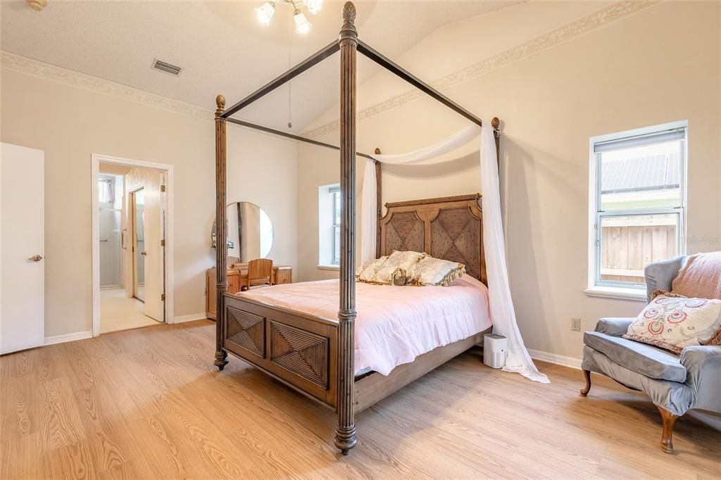 Active With Contract: $399,000 (3 beds, 2 baths, 2701 Square Feet)