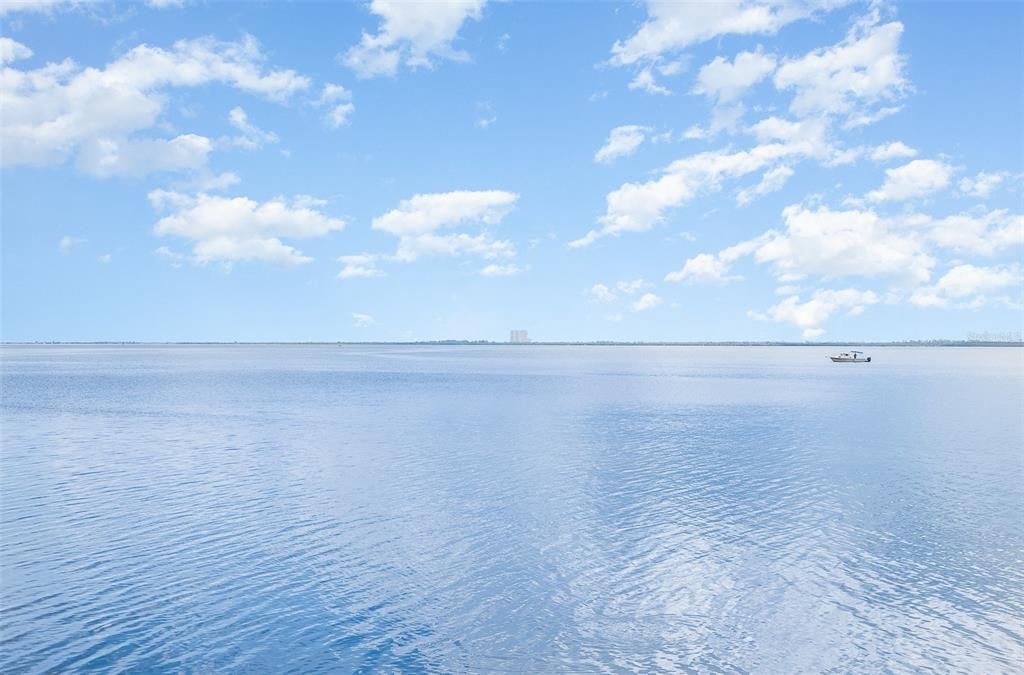 На продажу: $225,000 (2 спален, 2 ванн, 1002 Квадратных фут)