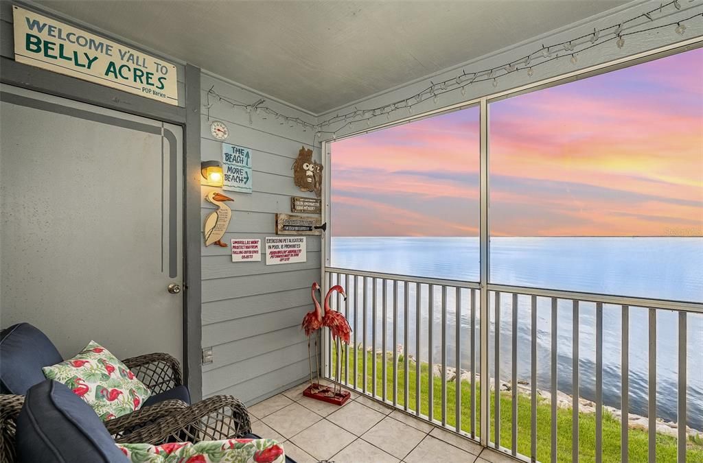 На продажу: $225,000 (2 спален, 2 ванн, 1002 Квадратных фут)