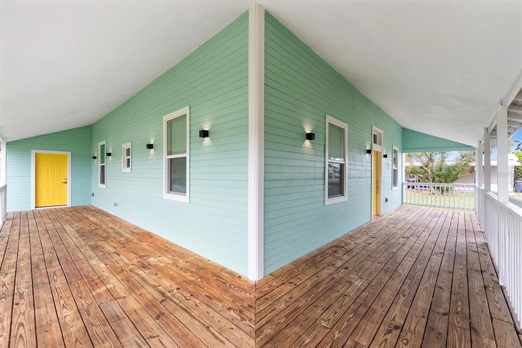 For Rent: $2,050 (3 beds, 2 baths, 1609 Square Feet)