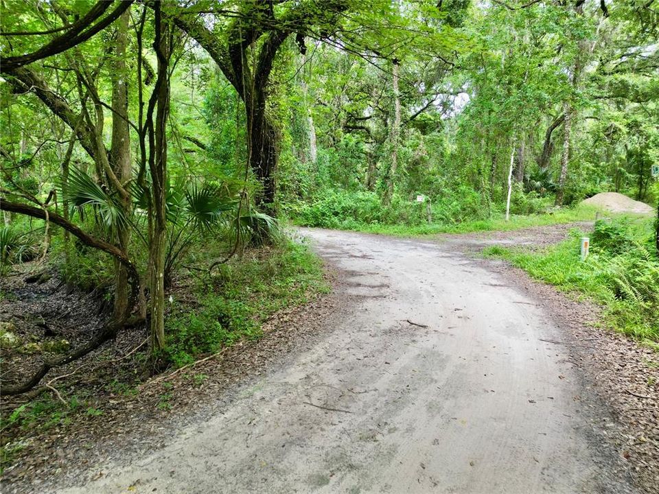 На продажу: $495,000 (20.00 acres)