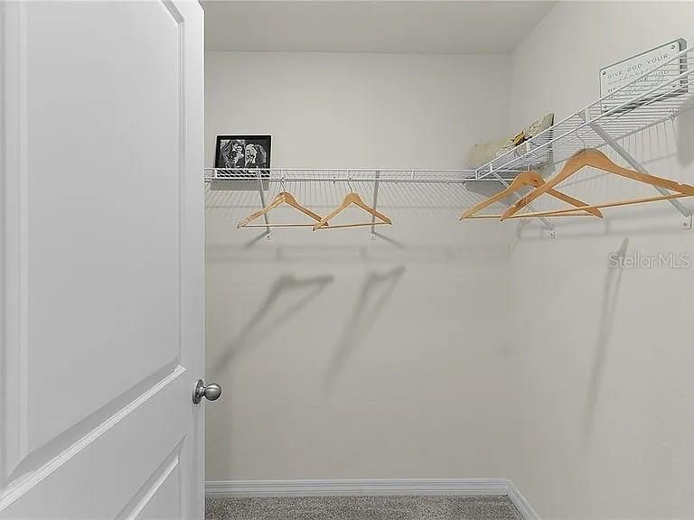 出租: $2,100 (3 贝兹, 2 浴室, 1664 平方英尺)