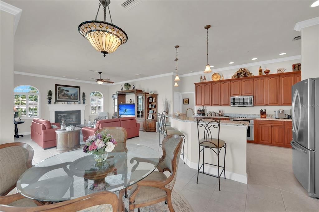 На продажу: $1,144,220 (3 спален, 3 ванн, 2312 Квадратных фут)