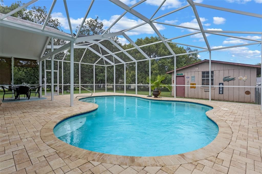 En Venta: $498,000 (4 camas, 3 baños, 2521 Pies cuadrados)