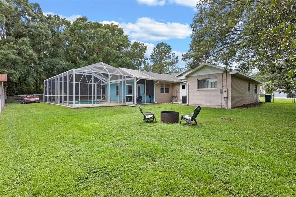 En Venta: $498,000 (4 camas, 3 baños, 2521 Pies cuadrados)