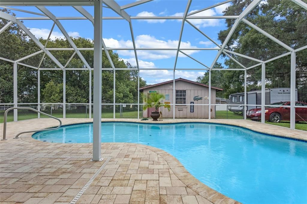 En Venta: $498,000 (4 camas, 3 baños, 2521 Pies cuadrados)