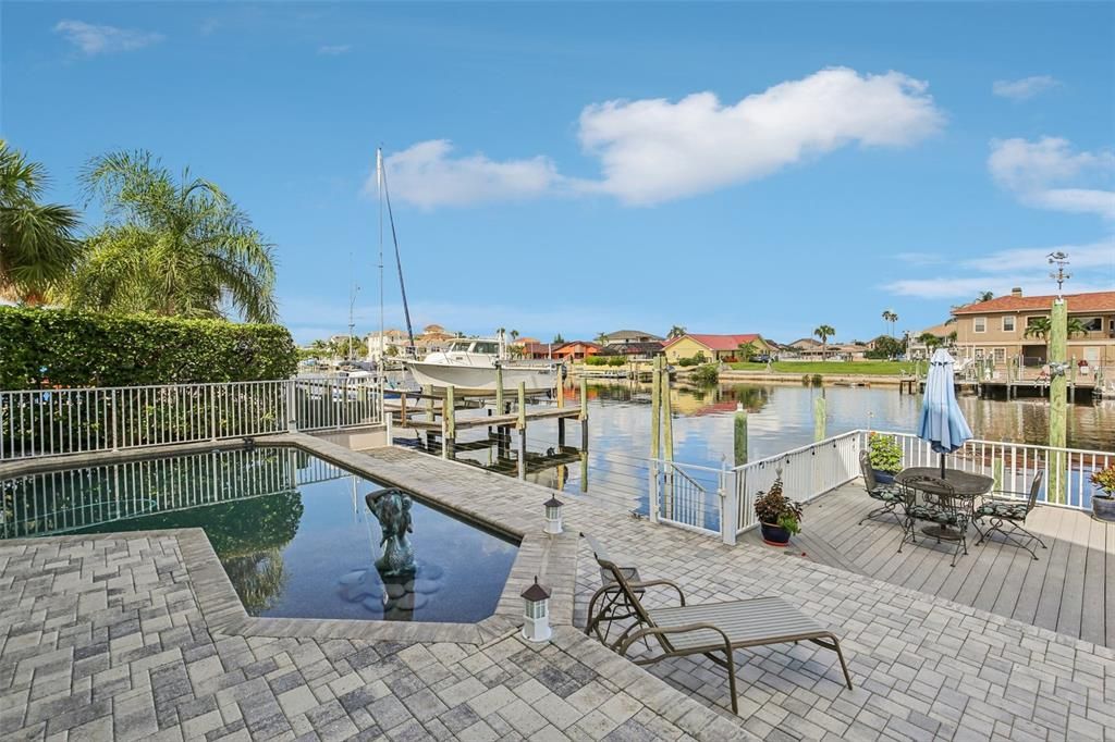 待售: $2,100,000 (3 贝兹, 4 浴室, 2954 平方英尺)