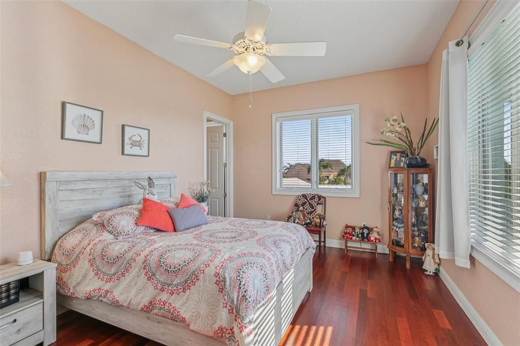 待售: $2,100,000 (3 贝兹, 4 浴室, 2954 平方英尺)