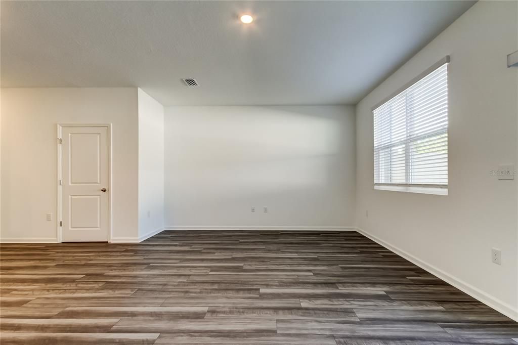 En Renta: $1,850 (3 camas, 2 baños, 1386 Pies cuadrados)