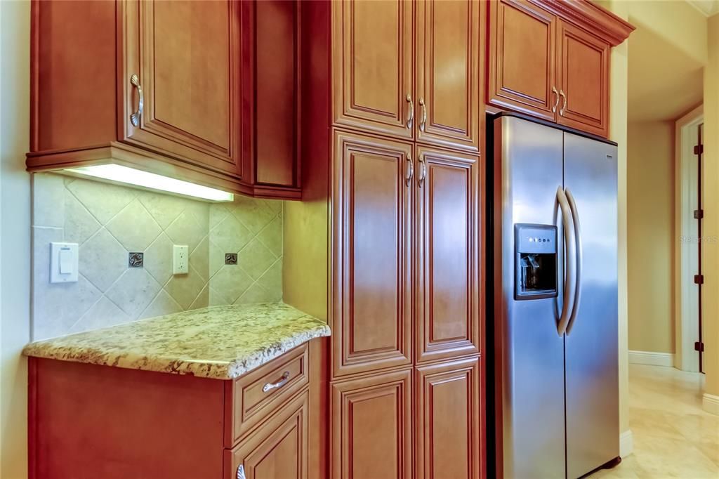 For Sale: $1,125,000 (5 beds, 4 baths, 4017 Square Feet)