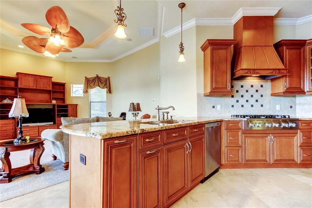 For Sale: $1,125,000 (5 beds, 4 baths, 4017 Square Feet)