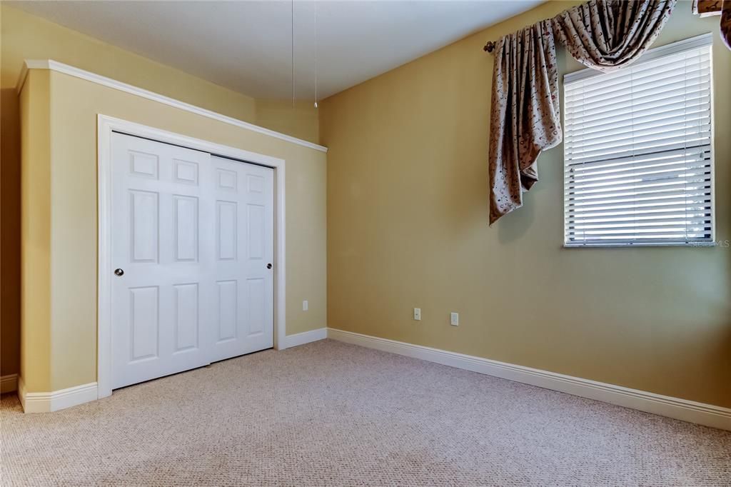 For Sale: $1,125,000 (5 beds, 4 baths, 4017 Square Feet)