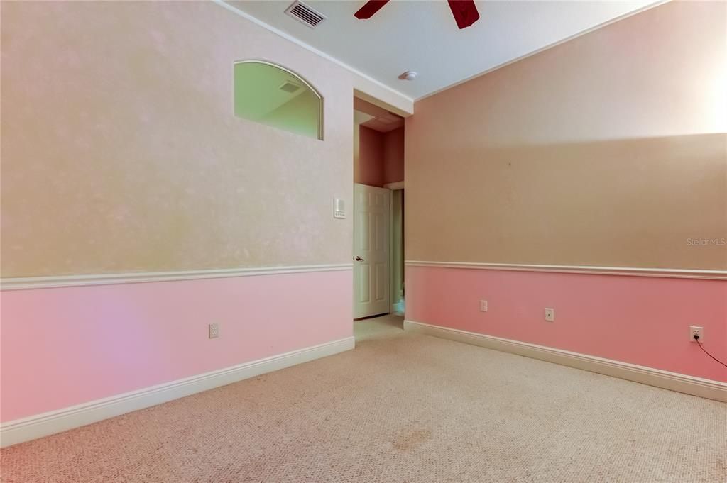 For Sale: $1,125,000 (5 beds, 4 baths, 4017 Square Feet)