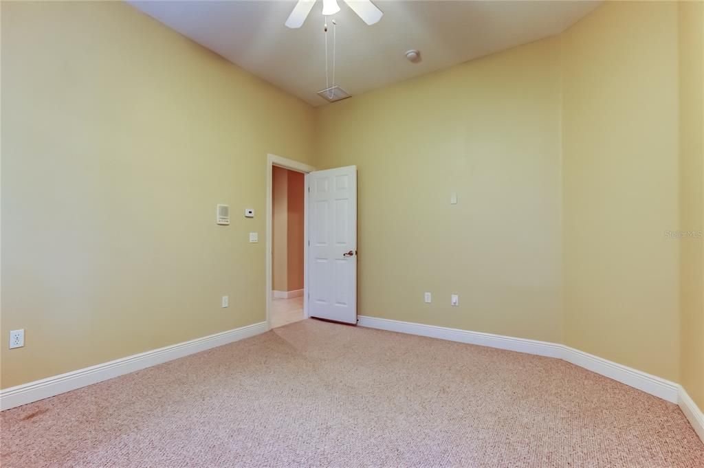 For Sale: $1,125,000 (5 beds, 4 baths, 4017 Square Feet)