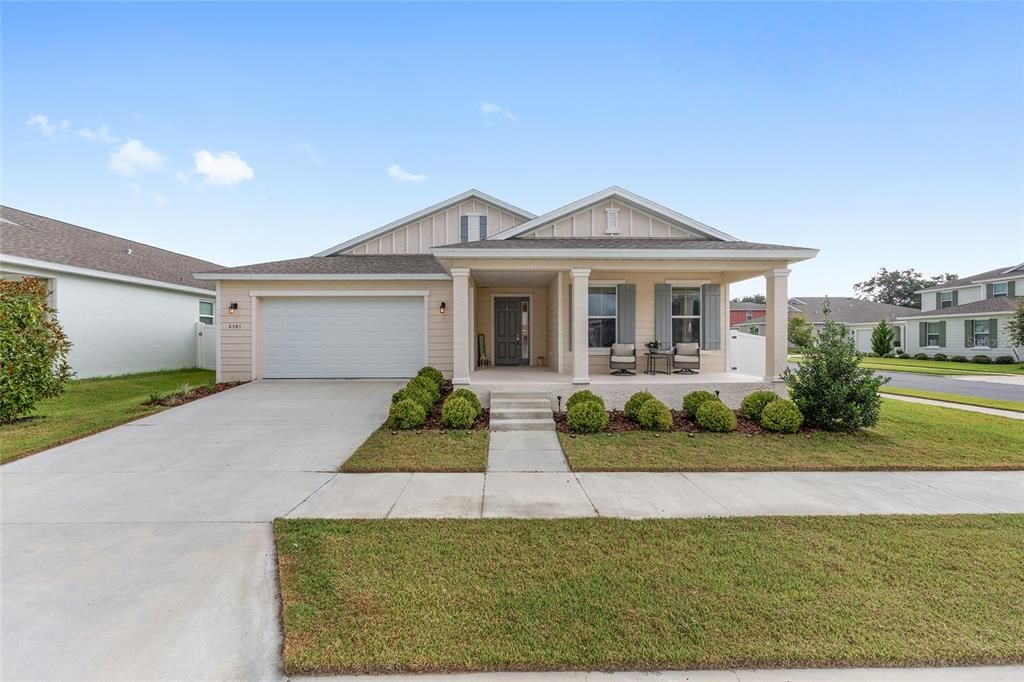 合同活跃: $435,000 (4 贝兹, 3 浴室, 2645 平方英尺)