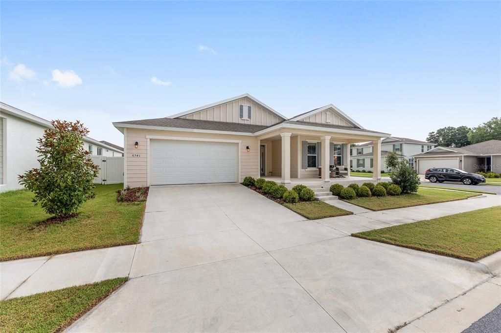 合同活跃: $435,000 (4 贝兹, 3 浴室, 2645 平方英尺)