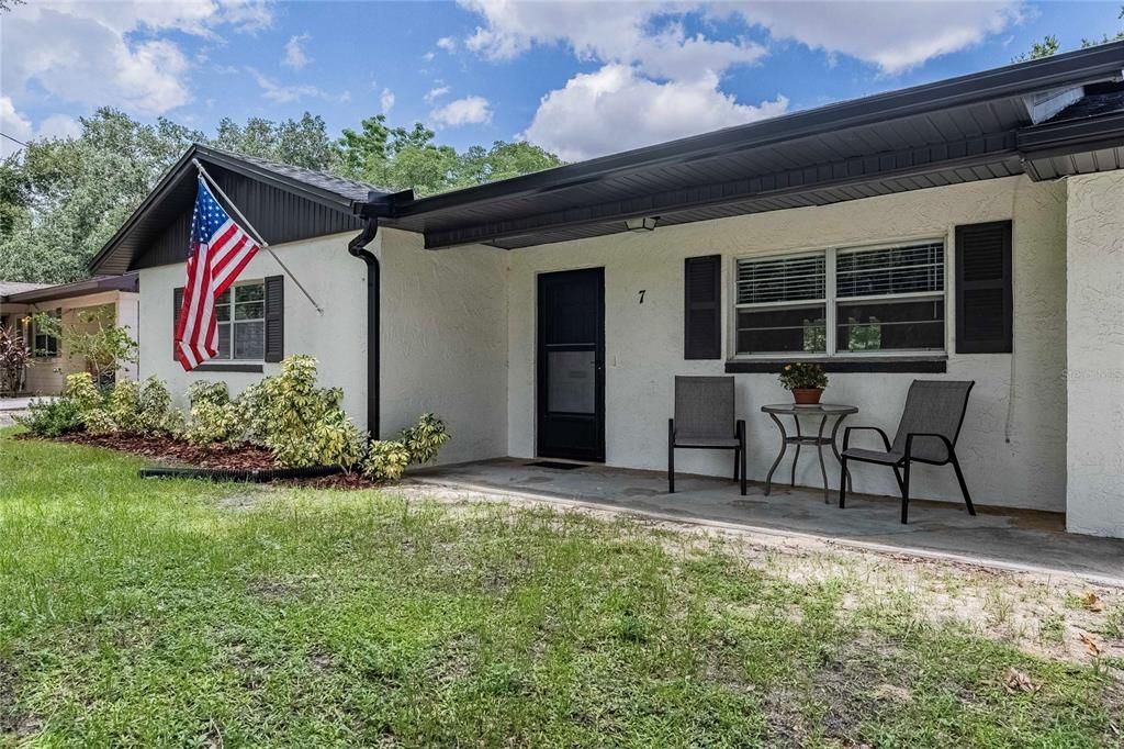 Active With Contract: $240,000 (2 beds, 2 baths, 1076 Square Feet)