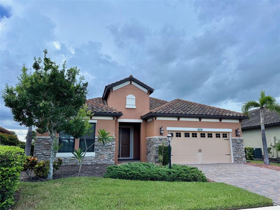 В аренду: $6,500 (3 спален, 2 ванн, 2181 Квадратных фут)