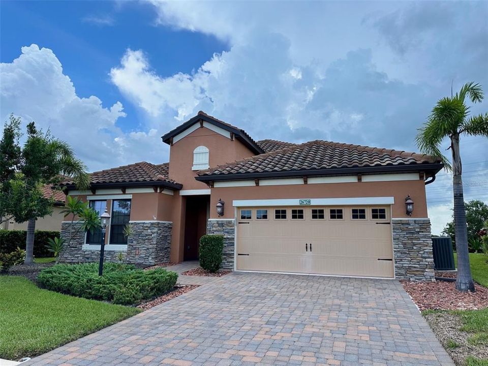 В аренду: $6,500 (3 спален, 2 ванн, 2181 Квадратных фут)