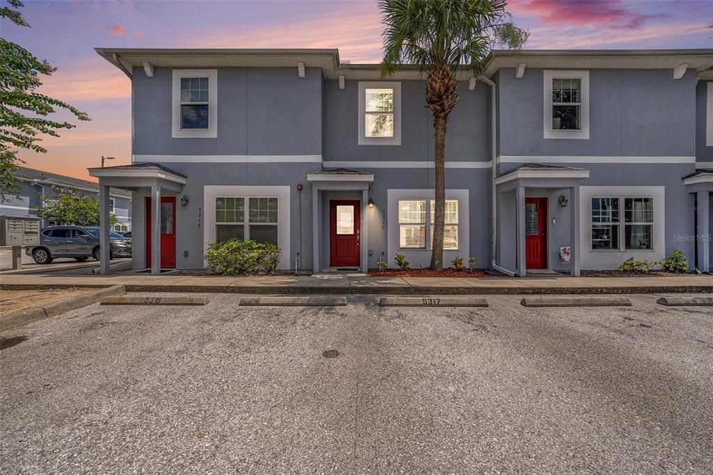 На продажу: $219,900 (2 спален, 2 ванн, 1479 Квадратных фут)