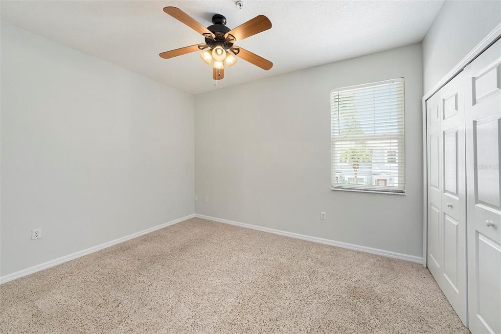 На продажу: $219,900 (2 спален, 2 ванн, 1479 Квадратных фут)