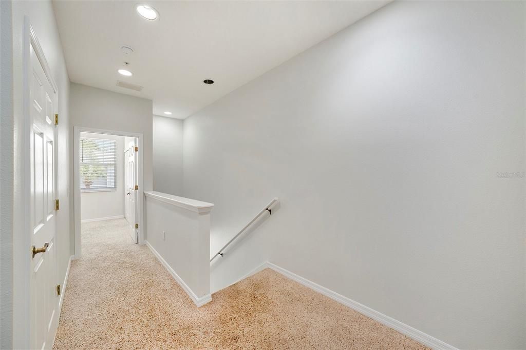 На продажу: $219,900 (2 спален, 2 ванн, 1479 Квадратных фут)