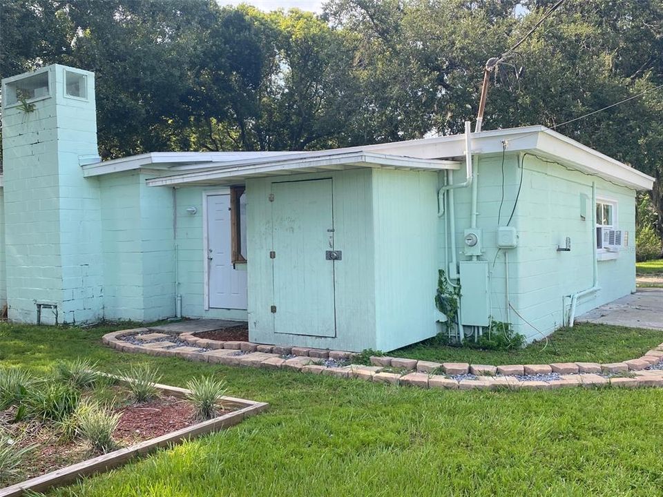 For Rent: $1,649 (3 beds, 1 baths, 1000 Square Feet)