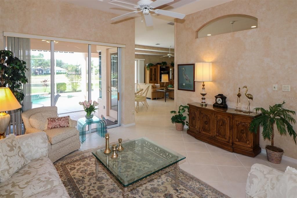 For Sale: $675,000 (3 beds, 3 baths, 2442 Square Feet)