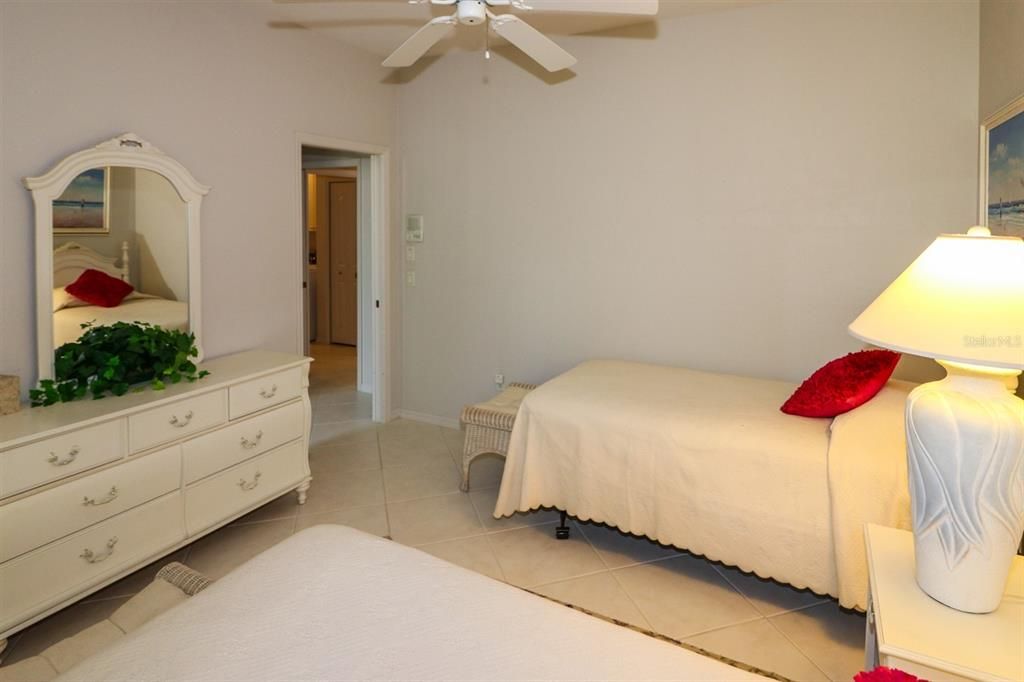 For Sale: $675,000 (3 beds, 3 baths, 2442 Square Feet)