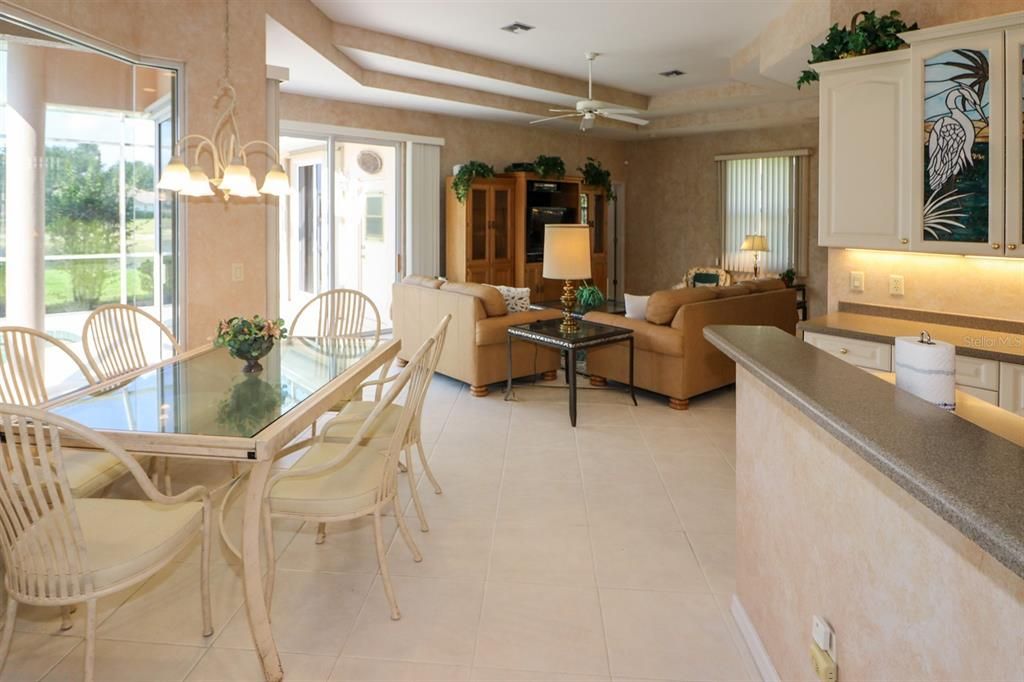 For Sale: $675,000 (3 beds, 3 baths, 2442 Square Feet)