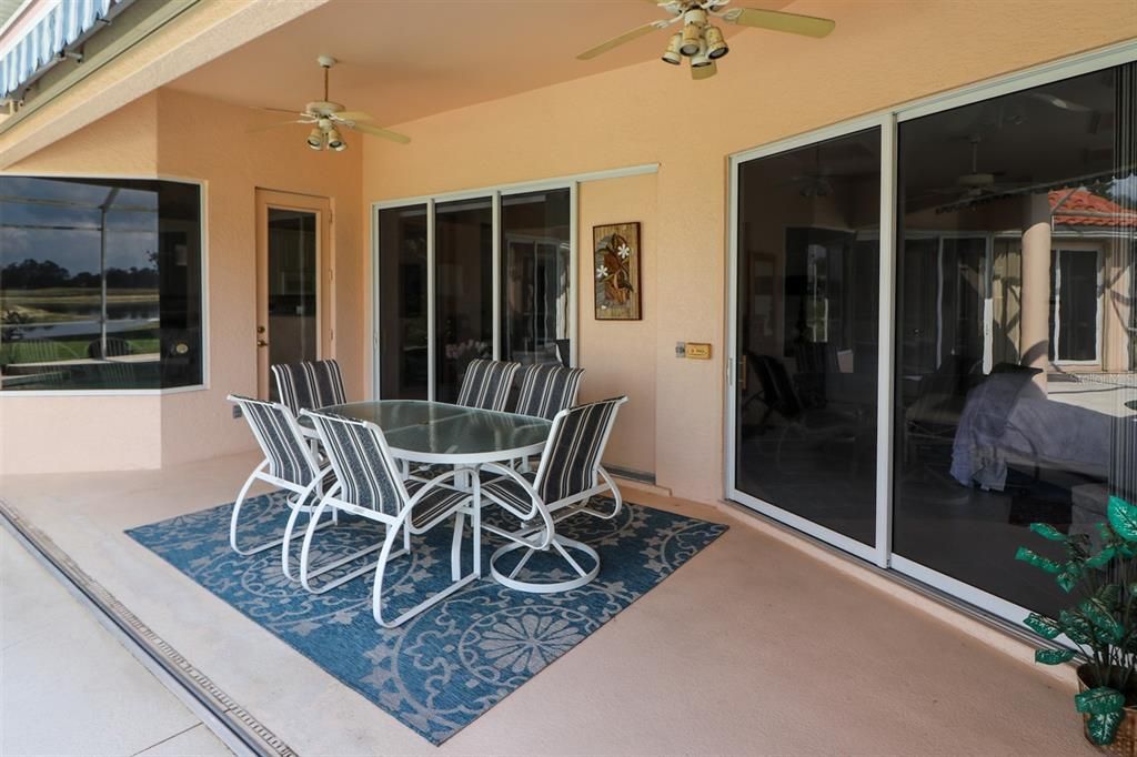 For Sale: $675,000 (3 beds, 3 baths, 2442 Square Feet)