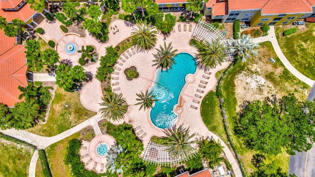 Active With Contract: $184,900 (1 beds, 1 baths, 957 Square Feet)