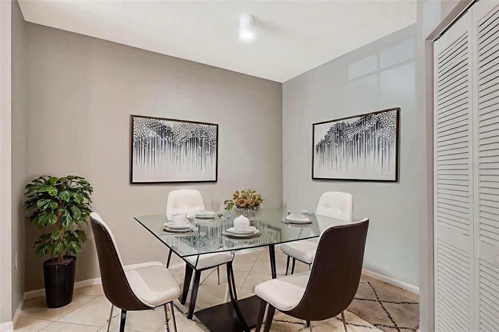 Active With Contract: $184,900 (1 beds, 1 baths, 957 Square Feet)