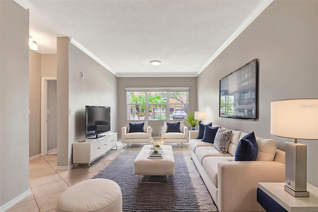 Active With Contract: $184,900 (1 beds, 1 baths, 957 Square Feet)