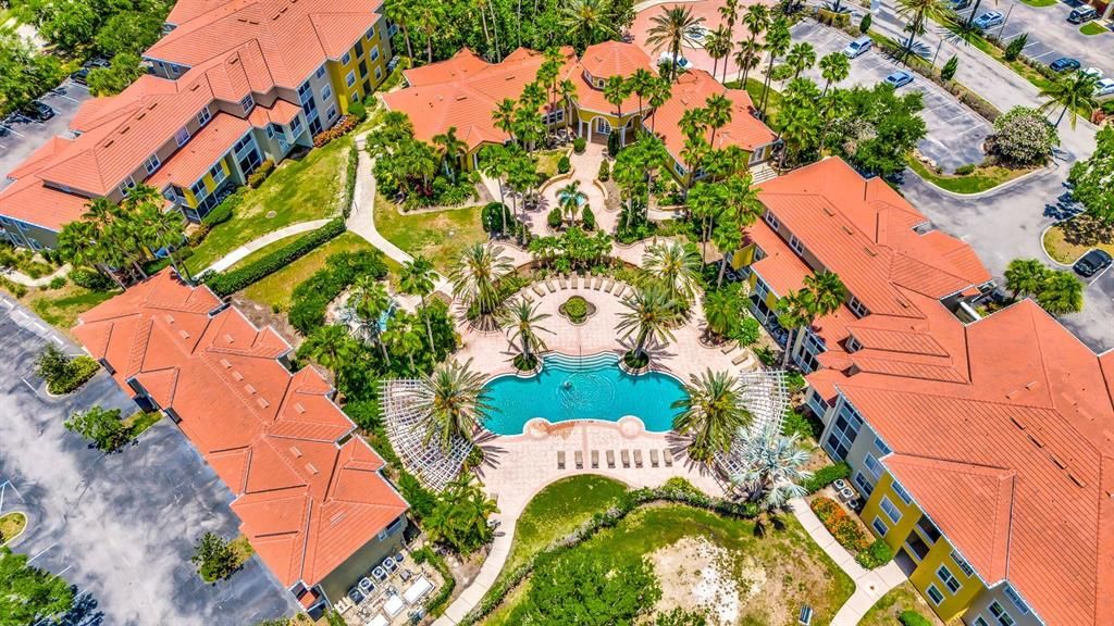 Active With Contract: $184,900 (1 beds, 1 baths, 957 Square Feet)