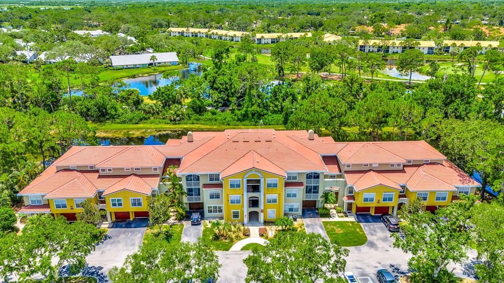 Active With Contract: $184,900 (1 beds, 1 baths, 957 Square Feet)